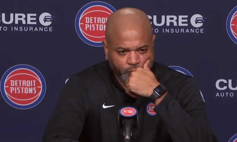 KAIYUN SPORTS-活塞主帅采访全文:第三节杜兰特的发挥让我们陷入被动